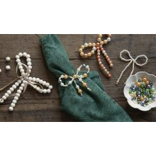 Beaded bows (3).jpg